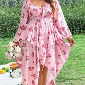 Plus size 2XL milkmaid/Cottage core  long sleeve floral asymmetrical hem